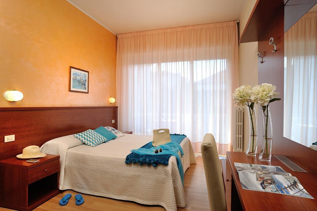 Hotel Corallo Diano Marina Esterno foto