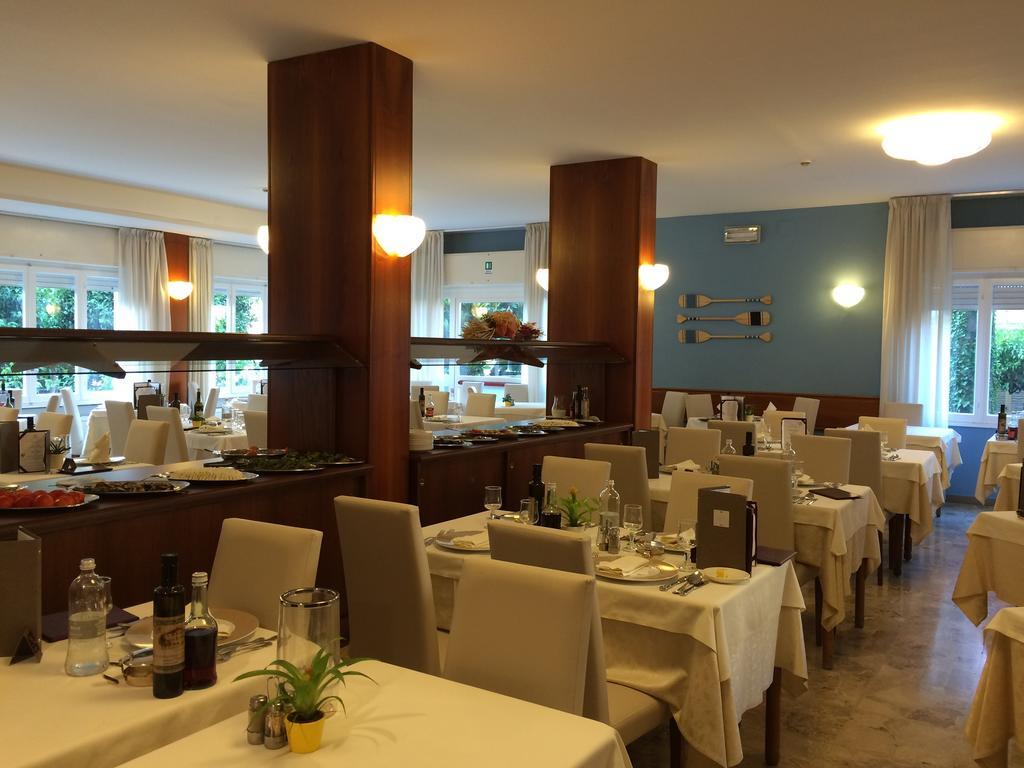 Hotel Corallo Diano Marina Esterno foto